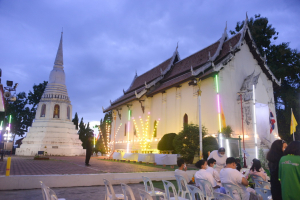 อธิการบดี และผู้บริหาร ร่วมพิธีเวียนเทียนเนื่องในวันอาสาฬหบูชา และวันเข้าพรรษา