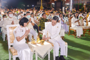 อธิการบดี และผู้บริหาร ร่วมพิธีเวียนเทียนเนื่องในวันอาสาฬหบูชา และวันเข้าพรรษา