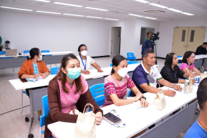 สำนักงานอธิการบดีจัดการอบรมการสื่อสารและทักษะในการพูดนำเสนอที่ดี