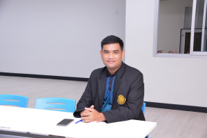 สำนักงานอธิการบดีจัดการอบรมการสื่อสารและทักษะในการพูดนำเสนอที่ดี