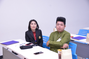 สำนักงานอธิการบดีจัดการอบรมการสื่อสารและทักษะในการพูดนำเสนอที่ดี