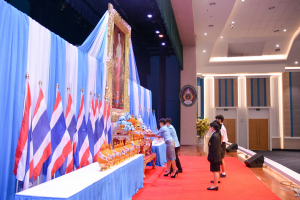 มรท. จัดพิธีถวายพระพรสมเด็จนางเจ้าสิริกิติ์ พระบรมราชินีนาถ พระบรมราชชนนีพันปีหลวง