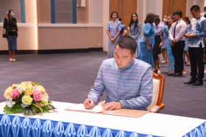 มรท. จัดพิธีถวายพระพรสมเด็จนางเจ้าสิริกิติ์ พระบรมราชินีนาถ พระบรมราชชนนีพันปีหลวง