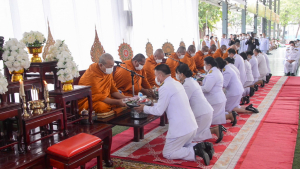 ผู้บริหาร มรท. ร่วมพิธีวันเฉลิมพระชนมพรรษา สมเด็จพระนางเจ้าสิริกิติ์ พระบรมราชินีนาถ พระบรมราชชนนีพันปีหลวง