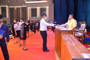 มรท. จัดฝึกซ้อมพิธีพระราชทานปริญญาบัตร ประจำปี พ.ศ.2566 เป็นวันที่ 2