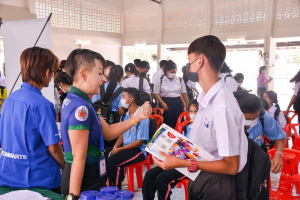 ปชส.มรท. ลงพื้นที่ออกบูธแนะแนวการศึกษาและอาชีพโรงเรียนโคกสำโรงวิทยา พบว่า ร้อยละ 80 ของนักเรียนหญิงที่เข้าร่วมการแนะแนวฯ มีความสนใจในหลักสูตรวิศวกรรมศาสตรบัณฑิต 