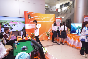 เปิดงาน 103 ปี เทพสตรี สู่การพัฒนาที่ยั่งยืน 