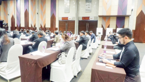 มรท. ร่วมการประชุมพิจารณาร่างรายงานการติดตามและการประเมินผลการพัฒนาท้องถิ่นของมหาวิทยาลัยราชภัฏตามพันธกิจของสถาบันอุดมศึกษากลุ่มที่ 3