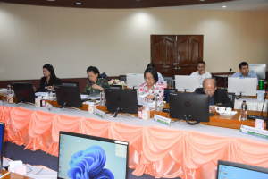 การประชุมทบทวนประกาศสภามหาวิทยาลัยราชภัฏเทพสตรีฯ