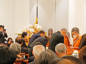 มรท. ร่วมพิธีสวดพระอภิธรรม ศ.ดร.วิจิตร ศรีสอ้าน