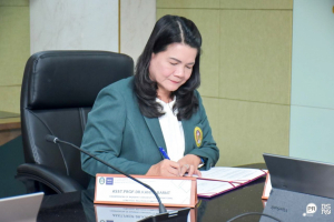 มรท. ร่วมเป็นเกียรติในพิธีลงนามความร่วมมือระหว่างที่ประชุมอธิการบดีมหาวิทยาลัยราชภัฏ และ บริติช เคานซิล อิงลิชสกอร์