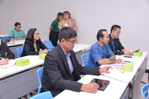มรท. จัดโครงการขับเคลื่อนการเข้าสู่ตำแหน่งทางวิชาการของคณาจารย์