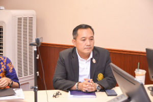 อธิการบดี และรองอธิการบดีฝ่ายกิจการนักศึกษาฯ ประชุมร่วมกับผู้บริหารและบุคลากรของสำนักศิลปะและวัฒนธรรม และ กองพัฒนานักศึกษา สำนักงานอธิการบดี