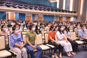 รร.สาธิต มรท. จัดประชุมผู้ปกครองและรับผลการเรียน ภาคเรียนที่ 1 ปีการศึกษา 2566