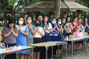 สำนักศิลปะและวัฒนธรรมจัดกิจกรรมตักบาตรประจำสัปดาห์