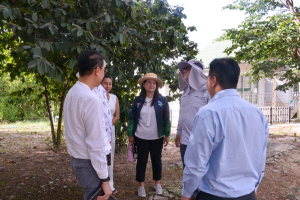 ผู้บริหาร มรท. พร้อมผู้เชี่ยวชาญจากประเทศสหรัฐอเมริกา และประเทศแคนาดา ลงพื้นที่หารือการจัดการพลังงานไฟฟ้าของศูนย์ฝึกอบรมฯ เพื่อเป็นต้นแบบศูนย์การเรียนรู้ด้านการจัดการพลังงานให้แก่นักศึกษาและประชาชน