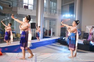 ครุศาสตร์ มหาวิทยาลัยราชภัฏเทพสตรี จัดใหญ่ส่งเสริมความเป็นไทยในสถานศึกษา การประกวดอิหล่าคำแพง EDUCATION Ambassador TRU 2023