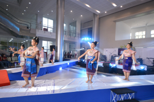ครุศาสตร์ มหาวิทยาลัยราชภัฏเทพสตรี จัดใหญ่ส่งเสริมความเป็นไทยในสถานศึกษา การประกวดอิหล่าคำแพง EDUCATION Ambassador TRU 2023