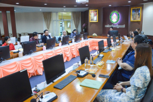 การประชุมนำเสนอผลการฝึกประสบการณ์การสอนของนักศึกษาโครงการแลกเปลี่ยน TRU - UNS Teacher Students Exchange 2023 จาก Sebelas Maret University (UNS) ประเทศอินโดนีเซีย