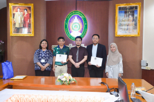 การประชุมนำเสนอผลการฝึกประสบการณ์การสอนของนักศึกษาโครงการแลกเปลี่ยน TRU - UNS Teacher Students Exchange 2023 จาก Sebelas Maret University (UNS) ประเทศอินโดนีเซีย