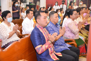 มรท. ร่วมงานประเพณีบุญผ้าป่าข้าวเม่าทอด