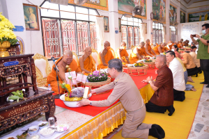 มรท. ร่วมงานประเพณีบุญผ้าป่าข้าวเม่าทอด