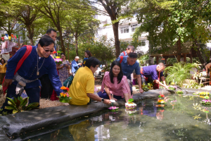 สำนักศิลปะและวัฒนธรรม มรท. จัดโครงการลานวัฒนธรรม 3 บุรี
