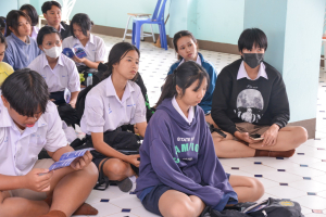 ปชส. และคณะ IT มรท. ลงพื้นที่แนะแนวการศึกษาและอาชีพโรงเรียนท่าช้างวิทยาคาร จ.สิงห์บุรี พบว่า ร้อยละ 80 ของนักเรียนหญิงที่เข้าร่วมการแนะแนวฯ มีความสนใจในหลักสูตรบริหารธุรกิจบัณฑิต 
