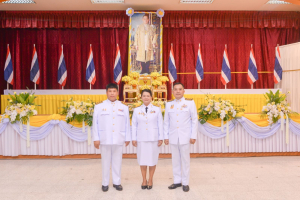 มรท. ร่วมพิธีเนื่องในวันคล้ายวันพระบรมราชสมภพ รัชกาลที่ 9 วันชาติ และวันพ่อแห่งชาติ