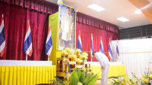 มรท. ร่วมพิธีเนื่องในวันคล้ายวันพระบรมราชสมภพ รัชกาลที่ 9 วันชาติ และวันพ่อแห่งชาติ
