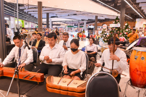 มนส.มรภ.เทพสตรี และ กระทรวง อว. จัดงานดนตรีในสวน : H.M. Song อว. บรรเลงเพลงของพ่อ เทิดพระเกียรติ ร.9 พื้นที่ จ.ลพบุรี สิงห์บุรี และสระบุรี
