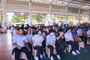 ปชส.มรท. พร้อมด้วยคณะเทคโนโลยีสารสนเทศ ลงพื้นที่ออกบูธแนะแนวการศึกษาและอาชีพโรงเรียนสระบุรีวิทยาคม พบว่า ร้อยละ 80 ของนักเรียนหญิงที่เข้าร่วมการแนะแนวฯ มีความสนใจในหลักสูตรวิศวกรรมศาสตรบัณฑิต และเทคโนโลยีสารสนเทศ ส่วนนักเรียนหญิงที่เข้าร่วมการแนะแนวฯ มีความสนใจในหลักสูตรบัญชีบัณฑิต และรัฐประศาสนศาสตรบัณฑิต