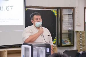 ปชส. มรท. พร้อมด้วย คณะเทคโนโลยีอุตสาหกรรม และคณะเทคโนโลยีสารสนเทศ ลงพื้นที่แนะแนวการศึกษาและอาชีพโรงเรียนพระนารายณ์ พบว่า ร้อยละ 50 ของนักเรียนชายและหญิงที่เข้าร่วมการแนะแนวมีความสนใจในหลักสูตรครุศาสตรบัณฑิต และนิติศาสตรบัณฑิต