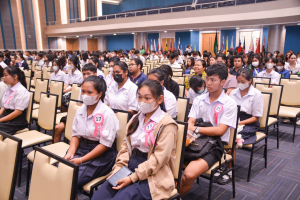 ศูนย์ภาษาจัดงานเทศกาลภาษานานาชาติ มรท.