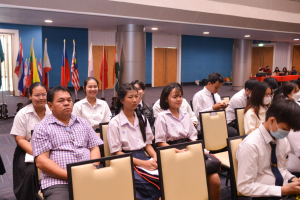 ศูนย์ภาษาจัดงานเทศกาลภาษานานาชาติ มรท.