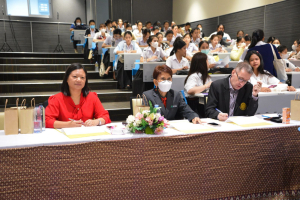 ศูนย์ภาษาจัดงานเทศกาลภาษานานาชาติ มรท.