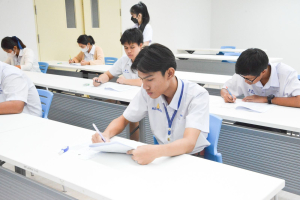 ศูนย์ภาษาจัดงานเทศกาลภาษานานาชาติ มรท.