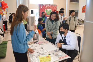 ศูนย์ภาษาจัดงานเทศกาลภาษานานาชาติ มรท.