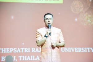 ศูนย์ภาษาจัดงานเทศกาลภาษานานาชาติ มรท.