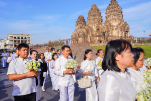 มรท. ร่วมงานทำบุญเมืองลพบุรี ครั้งที่ 24