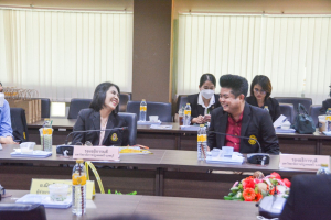 อธิการบดี มรท. นำทีม คกก.พัฒนาหลักสูตรปฐมวัยและประถมศึกษา รร.สาธิต ดูงาน รร.สาธิต 