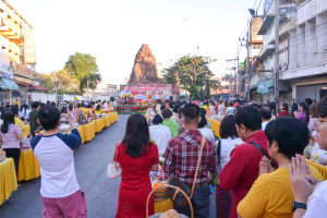 มรท. ร่วมพิธีทำบุญตักบาตรวันขึ้นปีใหม่ พ.ศ. 2567