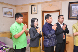 มรท. คารวะขอพรปีใหม่ ผวจ.ลพบุรี และ รอง ผวจ.ลพบุรี