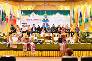 มรท. ร่วมการประชุมเตรียมการจัดงานและร่วมแถลงข่าวการประชุมวิชาการเครือข่ายศิลปวัฒนธรรมมหาวิทยาลัยแห่งประเทศไทย ระดับชาติ ครั้งที่ 4 และระดับนานาชาติ ครั้งที่ 14 พลังศิลปวัฒนธรรมสร้างสรรค์เศรษฐกิจ