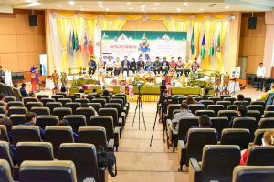 มรท. ร่วมการประชุมเตรียมการจัดงานและร่วมแถลงข่าวการประชุมวิชาการเครือข่ายศิลปวัฒนธรรมมหาวิทยาลัยแห่งประเทศไทย ระดับชาติ ครั้งที่ 4 และระดับนานาชาติ ครั้งที่ 14 พลังศิลปวัฒนธรรมสร้างสรรค์เศรษฐกิจ