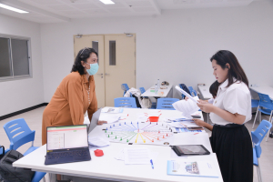 ศูนย์ภาษาจัดอบรมการใช้ Digital Tools to Enhance Learners Soft Skills for Effective Business Correspondence