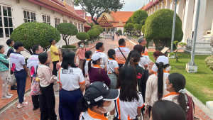 ชุมนุมรักษ์กลอนกานท์ขับขานทำนองเสนาะ จัดโครงการ ทอดน่อง  ล่องเรือ ตามรอยโคลง ตามรอยคำ