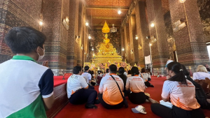 ชุมนุมรักษ์กลอนกานท์ขับขานทำนองเสนาะ จัดโครงการ ทอดน่อง  ล่องเรือ ตามรอยโคลง ตามรอยคำ