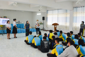 ผู้บริหาร พร้อมด้วย ประชาสัมพันธ์ คณาจารย์จากคณะเทคโนโลยีสารสนเทศ บุคลากรจากคณะเทคโนโลยีอุตสาหกรรม กองบริการการศึกษา กองพัฒนานักศึกษา และนักศึกษา ร่วมลงพื้นที่แนะแนวการศึกษาและอาชีพโรงเรียนราชประชานุเคราะห์ 33 พบว่า ร้อยละ 80 ของนักเรียนชายและหญิงที่เข้าร่วมการแนะแนวฯ มีความสนใจในหลักสูตรครุศาสตรบัณฑิต และร้อยละ 25 ให้ความสนใจในทุกหลักสูตรของมหาวิทยาลัยราชภัฏเทพสตรี