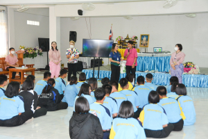 ผู้บริหาร พร้อมด้วย ประชาสัมพันธ์ คณาจารย์จากคณะเทคโนโลยีสารสนเทศ บุคลากรจากคณะเทคโนโลยีอุตสาหกรรม กองบริการการศึกษา กองพัฒนานักศึกษา และนักศึกษา ร่วมลงพื้นที่แนะแนวการศึกษาและอาชีพโรงเรียนราชประชานุเคราะห์ 33 พบว่า ร้อยละ 80 ของนักเรียนชายและหญิงที่เข้าร่วมการแนะแนวฯ มีความสนใจในหลักสูตรครุศาสตรบัณฑิต และร้อยละ 25 ให้ความสนใจในทุกหลักสูตรของมหาวิทยาลัยราชภัฏเทพสตรี